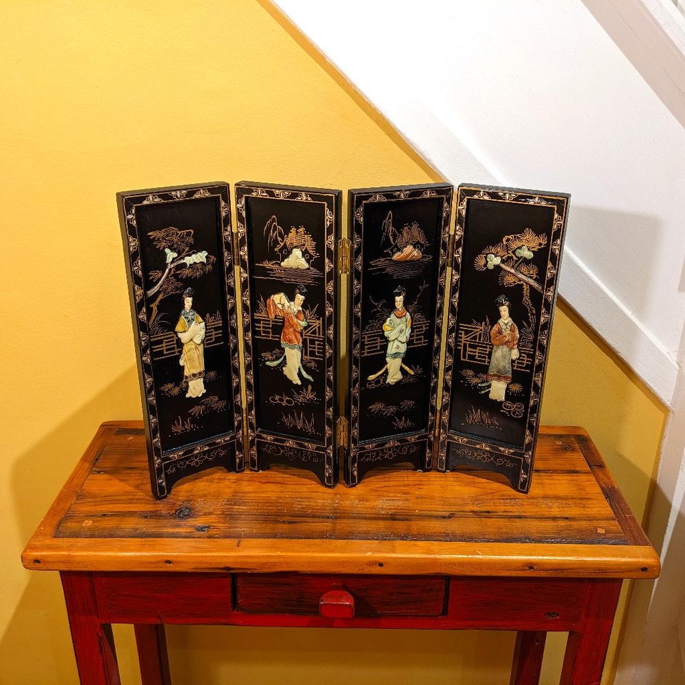 Vintage Asian Geisha Folding Tabletop Screen Divider - black lacquer wood screen